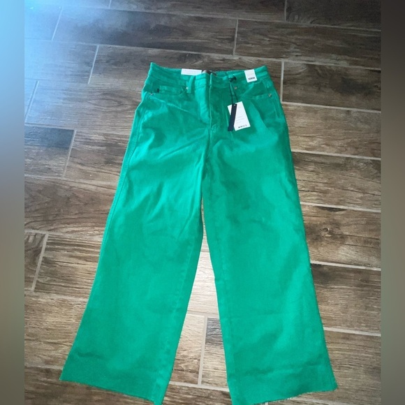 Judy Blue Denim - NWT Judy Blue “ seeing green” Tummy control wide leg cropped pants